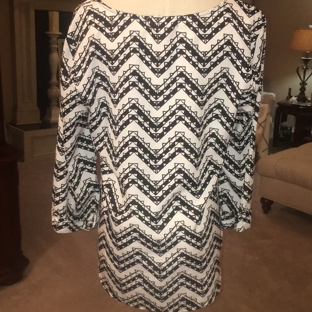 Wishful Park black and white Aztec design blouse - Picture 4 of 8